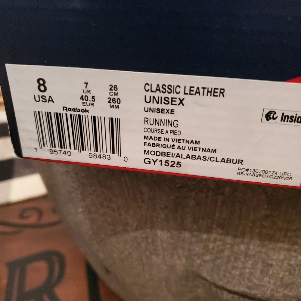 Shoes - Picture 2 of 4